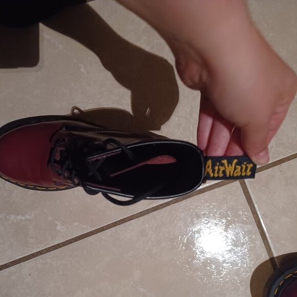 Doc martins womens 1480 size 7 like new condition - Picture 4 of 5